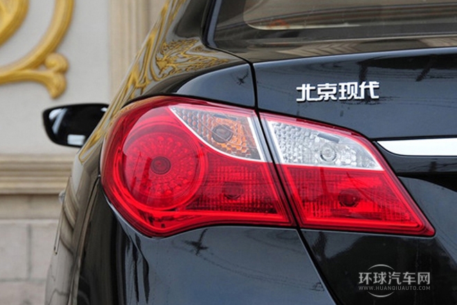 2011款 1.6L 手动豪华型