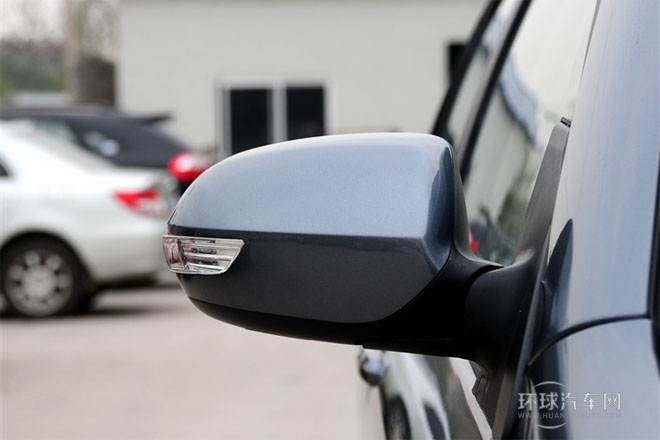 2012款 1.5L 手动豪华型