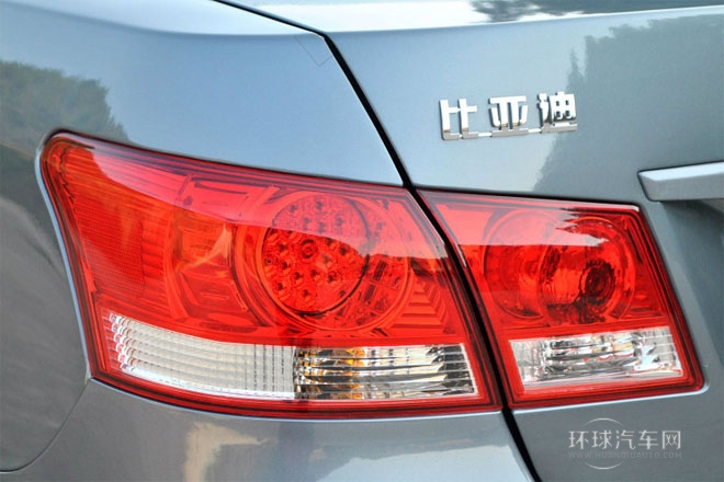 2012款 1.8L CVT豪华型