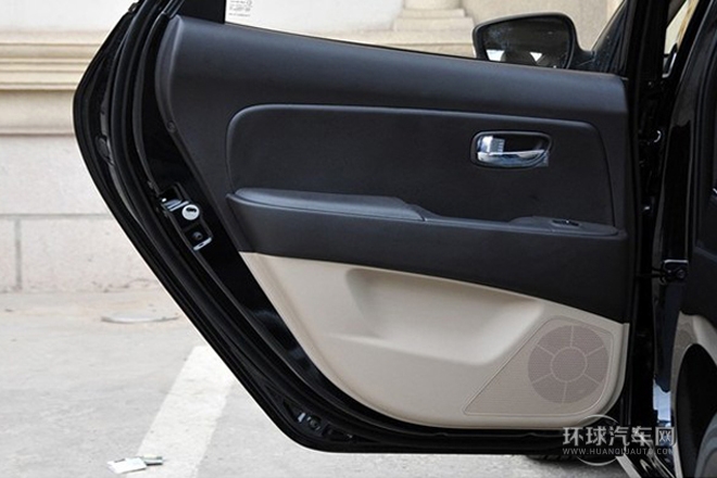 2011款 1.8L 自动豪华型