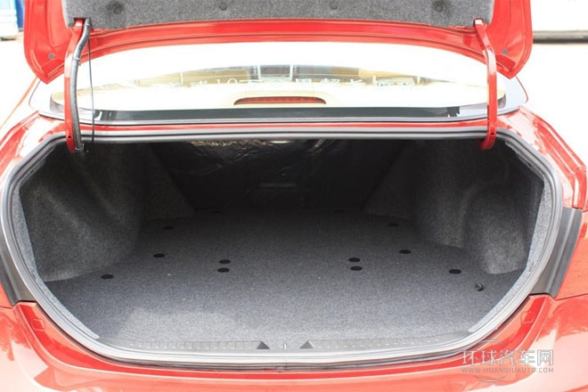 2013款 2.0L 手动豪华型