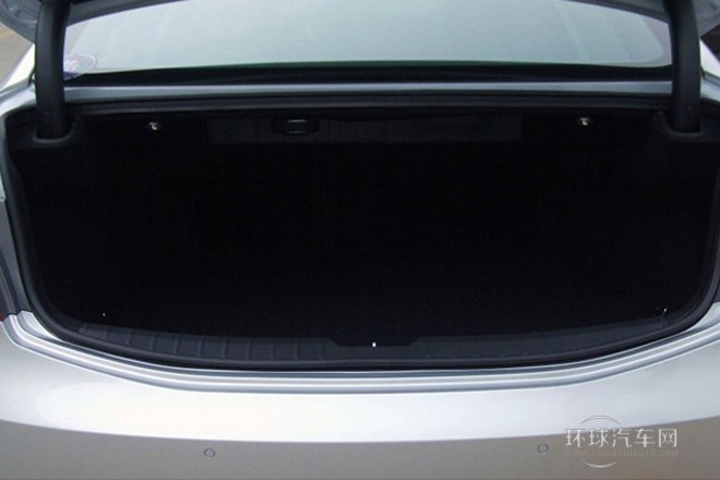 2011款 3.0L 旗舰型