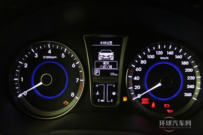 2011款 3.0L 尊贵型