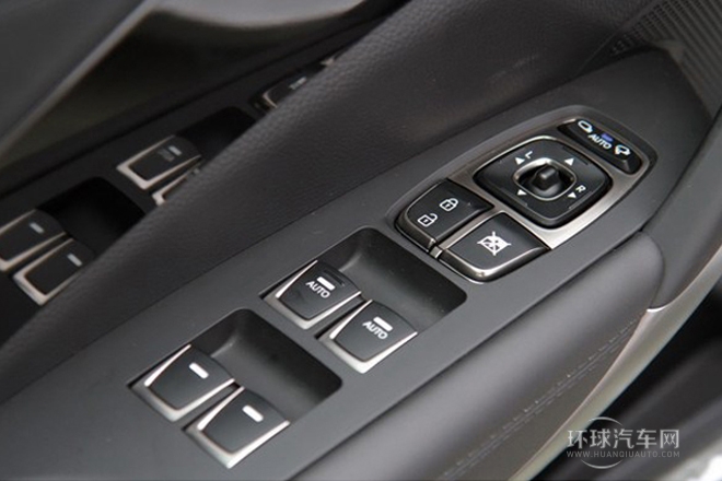 2011款 2.4L 旗舰型