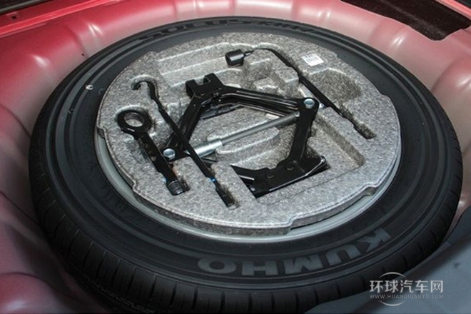 2011款 2.4L 尊贵型