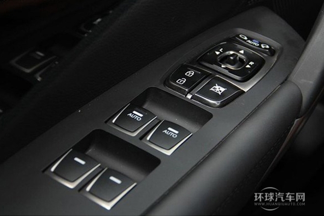 2011款 2.4L 尊贵型
