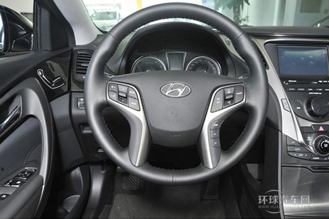 2011款 2.4L 豪华型