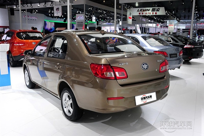2014款 1.5L 手动精英型