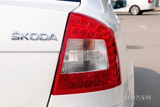 2014款 1.6L 自动逸杰版
