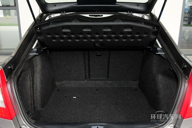 2014款 1.6L 自动逸俊版