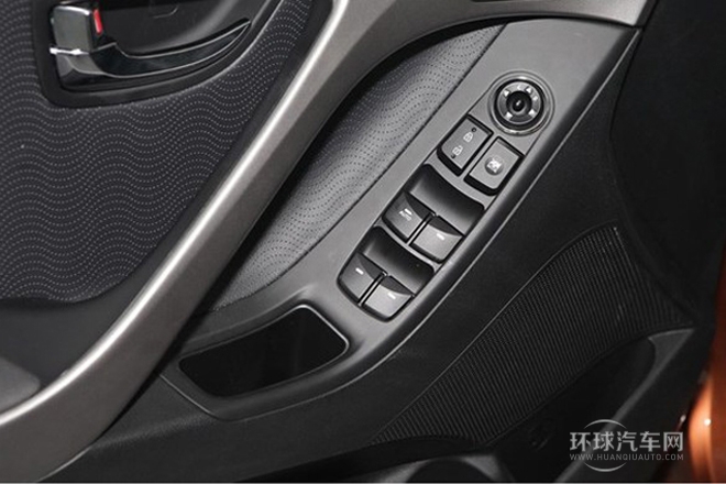 2013款 1.6L 自动领先型