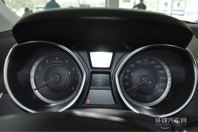 2013款 1.6L 自动领先型