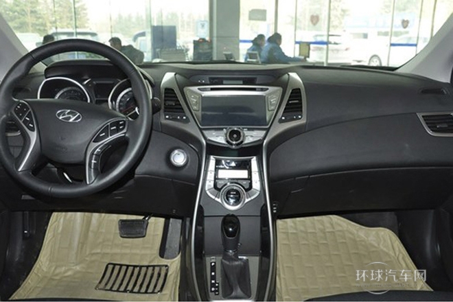 2013款 1.6L 自动领先型