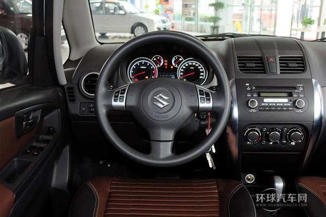 2013款 酷锐 1.6L 自动灵动型