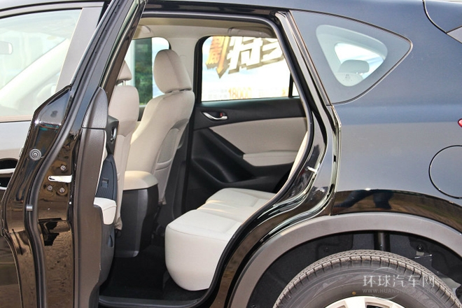 2013款 2.0L 手动两驱舒适型