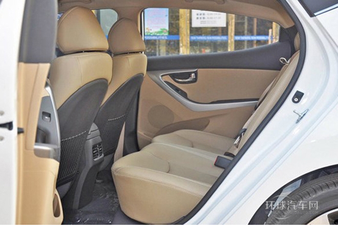 2012款 1.8L 手动尊贵型