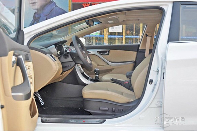 2012款 1.8L 手动尊贵型