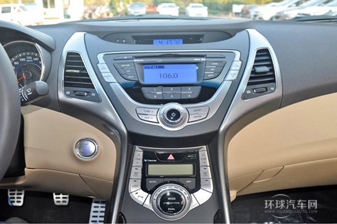 2012款 1.8L 手动尊贵型