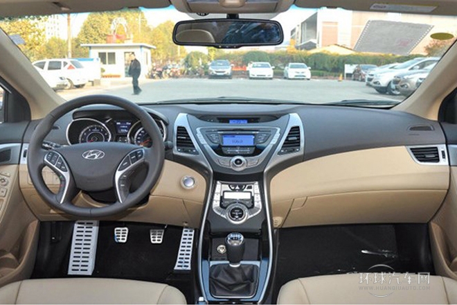 2012款 1.8L 手动尊贵型