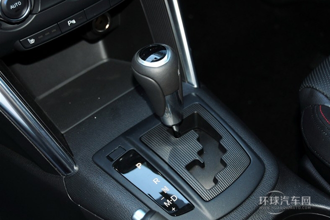 2013款 2.0L 自动四驱尊贵型