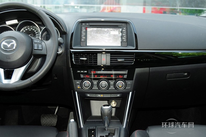 2013款 2.0L 自动四驱尊贵型