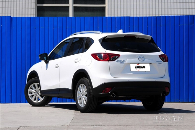 2013款 2.0L 自动四驱尊贵型