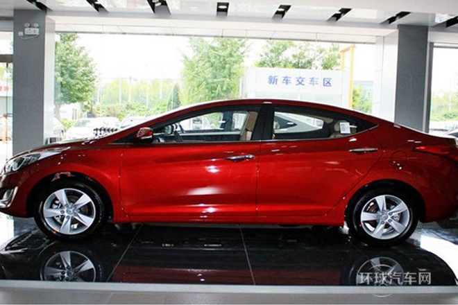 2012款 1.8L 自动尊贵型