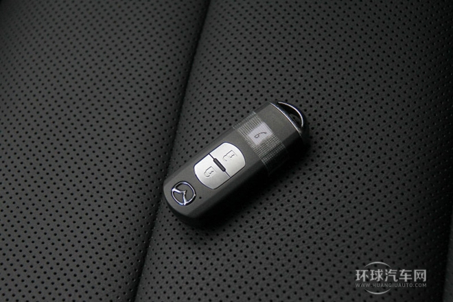 2013款 2.5L 自动四驱旗舰型