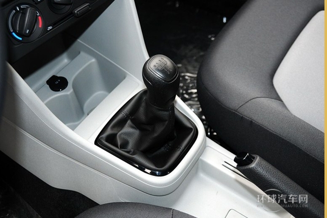 2013款 1.4L 手动乐选型