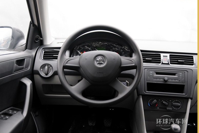 2013款 1.4L 手动乐选型