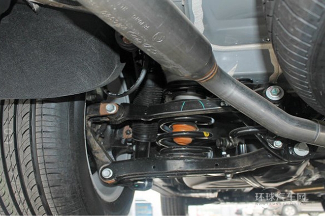 2013款 2.4L 手动两驱舒适型