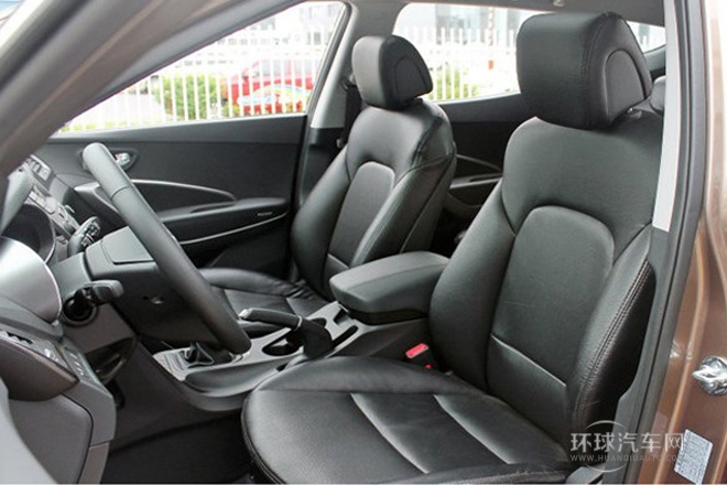 2013款 2.4L 手动两驱舒适型