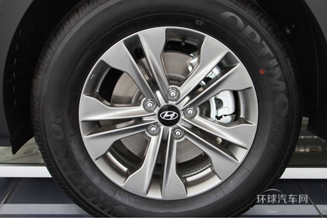 2013款 2.4L 自动两驱舒适型