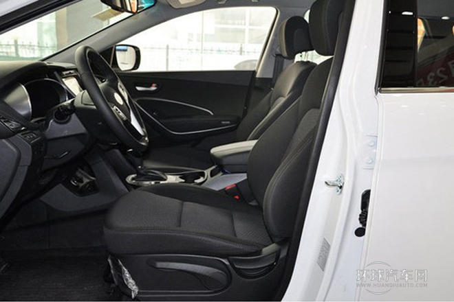 2013款 2.4L 自动四驱舒适型