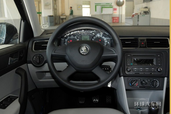 2013款 1.6L 手动智选型