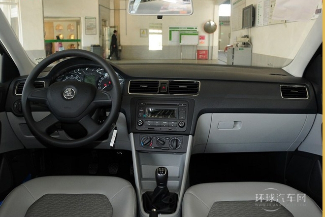 2013款 1.6L 手动智选型