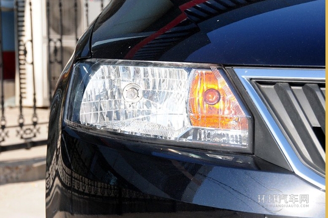 2013款 1.6L 手动智选型