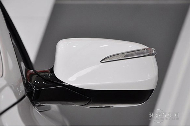 2013款 2.4L 自动四驱舒适型