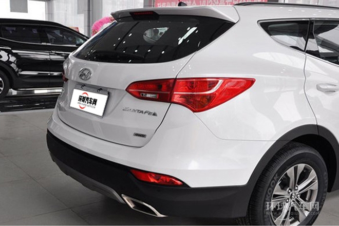 2013款 2.4L 自动四驱舒适型