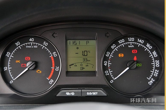2013款 1.6L 自动智选型