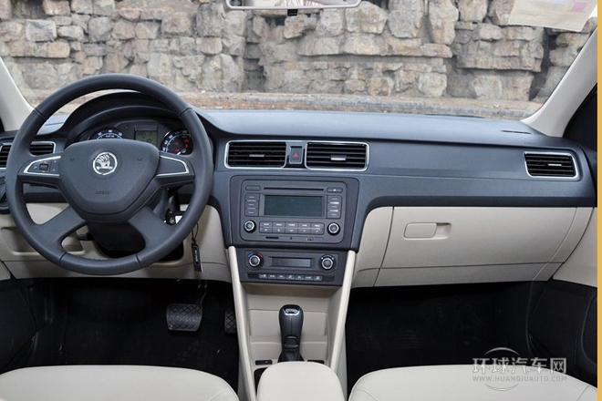 2013款 1.6L 自动智选型