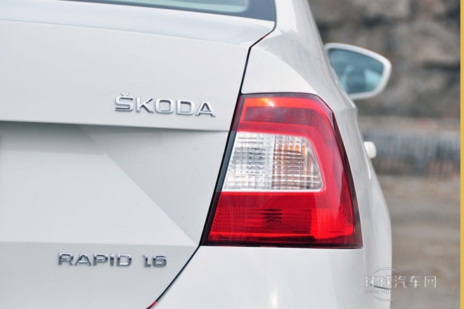 2013款 1.6L 自动智选型