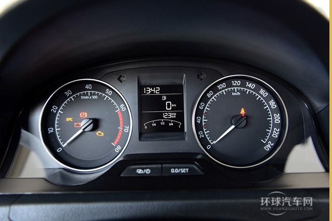 2013款 1.6L 手动优选型