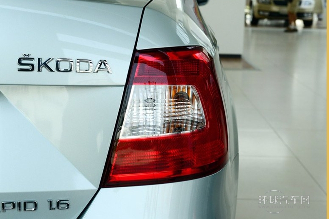 2013款 1.6L 手动优选型