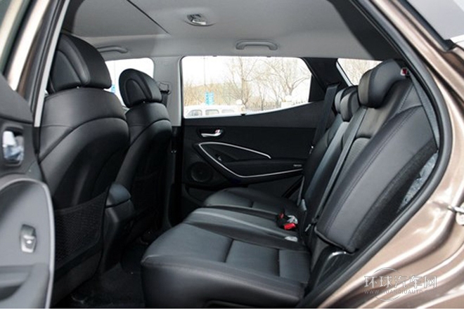 2013款 改款 2.4L 自动四驱智能型
