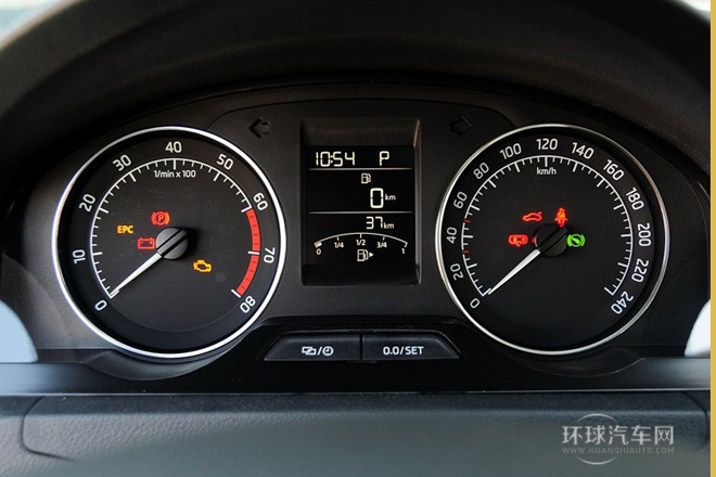 2013款 1.6L 自动优选型