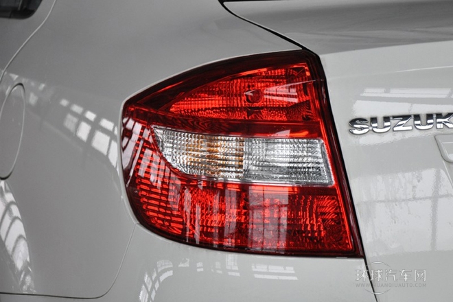2012款 1.6L 自动实用型