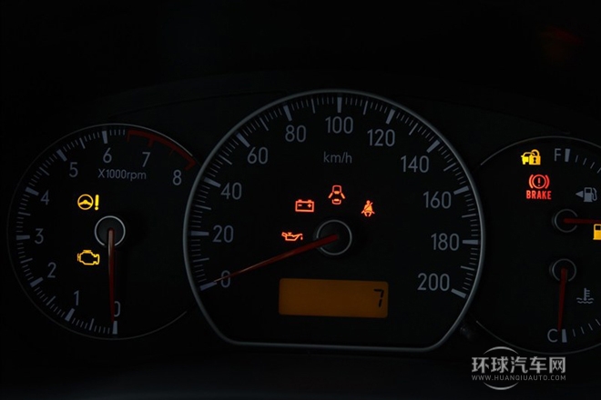 2012款 1.6L 手动舒适型