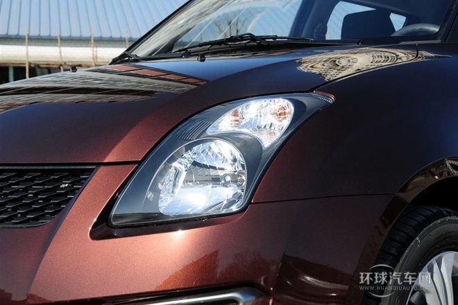 2013款 1.5L 手动标准版