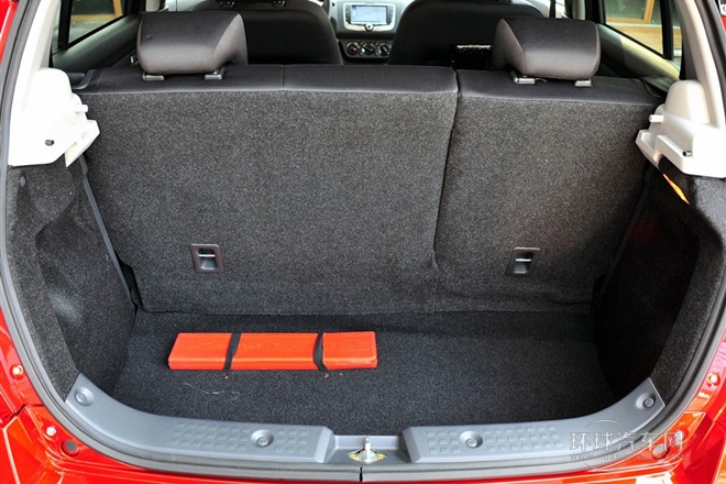 2013款 1.5L 手动运动版